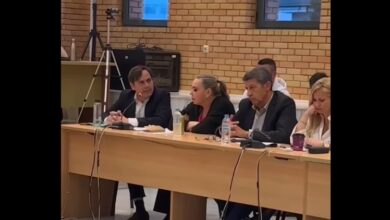Β. Ντηνιακός: Παραδώσαμε ταμείο 2.800.000 ευρώ - Σήμερα ο Δήμος βυθίζεται 16