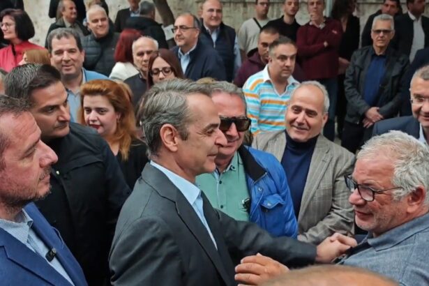Μητσοτάκης από Αγία Βαρβάρα: Προχωράμε παρά τις δυσκολίες, τα καλύτερα είναι μπροστά μας 3