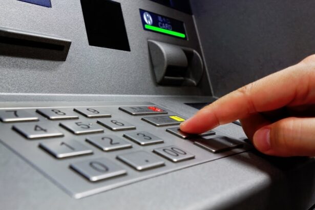 Έρχεται το τέλος των κλασικών ATM! 19