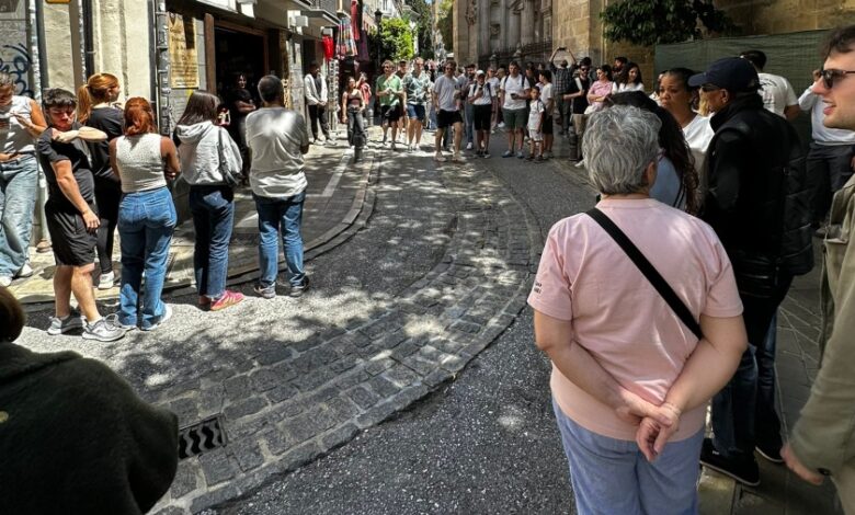 Ισπανία - μπλακ άουτ: Τι είναι η “επαγόμενη ατμοσφαιρική δόνηση” στην οποία αποδίδεται το χάος 2 Ισπανία - μπλακ άουτ: Τι είναι η “επαγόμενη ατμοσφαιρική δόνηση” στην οποία αποδίδεται το χάος 1