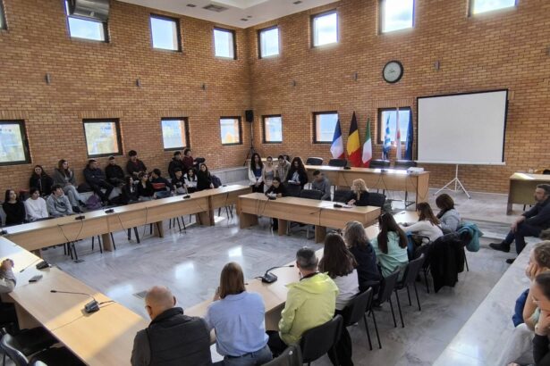 Μαθητές από Γαλλία, Βέλγιο και Ιταλία στο Δημαρχείο Χαϊδαρίου 23