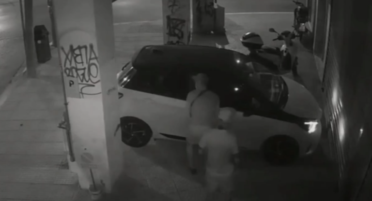 Η συμμορία που έκλεβε αυτοκίνητα στην Αττική και η "καβάτζα" στο Αιγάλεω 2 Η συμμορία που έκλεβε αυτοκίνητα στην Αττική και η "καβάτζα" στο Αιγάλεω 1