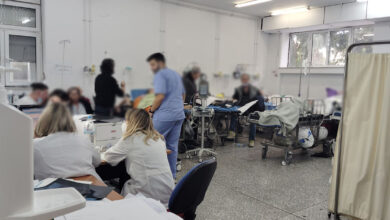 Τραγωδία στο Κρατικό Νίκαιας: Τραυματιοφορέας πέθανε ενώ μετέφερε ασθενή 16