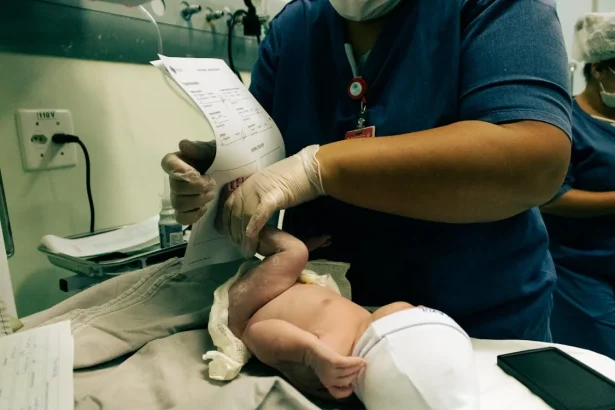 "Πανεπιστημιακό Νοσοκομείο για τη Γυναίκα και το Παιδί" γίνεται το Αγία Βαρβάρα - Τι αλλάζει στο Αττικόν 39