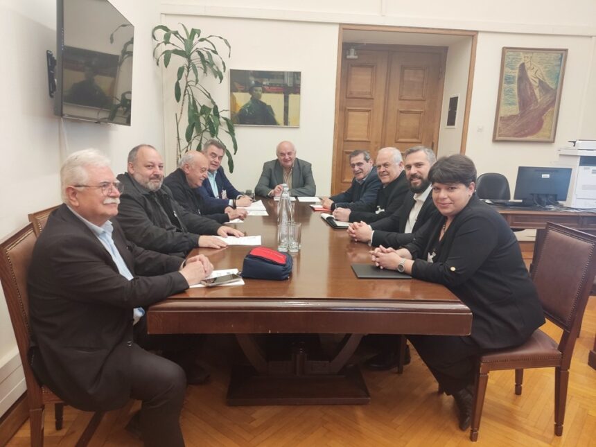 Συναντήσεις των 4 "κόκκινων" Δήμων με τα κόμματα για τη διαγραφή οφειλών οικονομικά ευάλωτων πολιτών 1