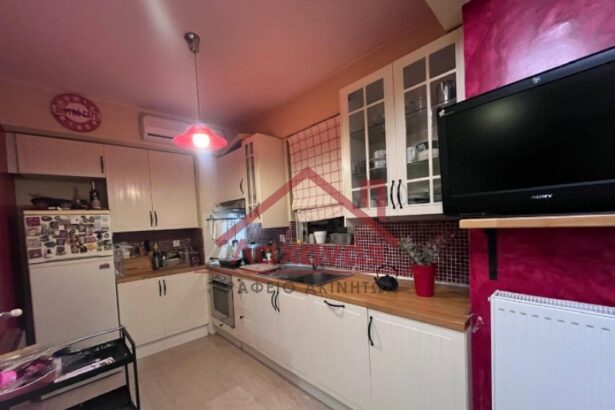 Πωλείται ζεστό και φιλόξενο διαμέρισμα στο Γαλάτσι, πλήρως επιπλωμένο 11