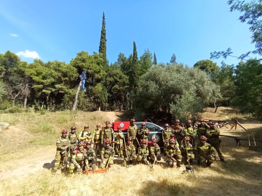 Εργαστήρι εκπαίδευσης πεζοπόρου τμήματος δασοπυρόσβεσης στον Διομήδειο Κήπο 1