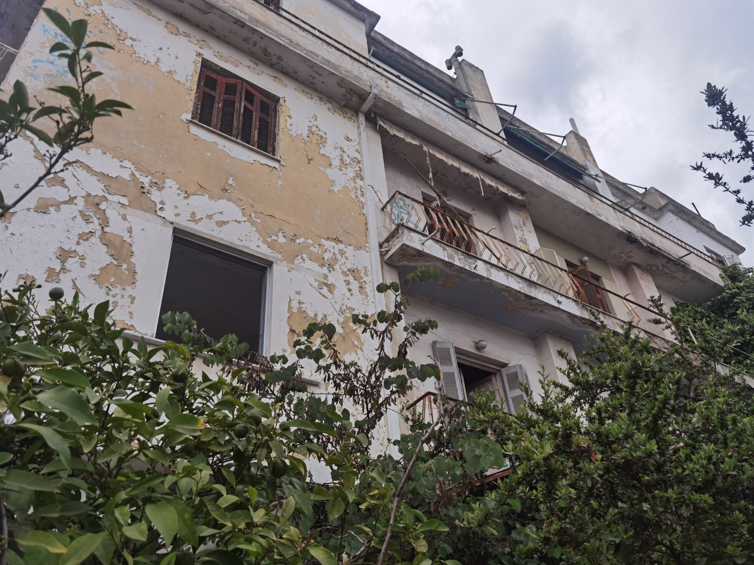 26 χρόνια είναι πάρα πολλά... - Τι μπορεί να γίνει για την πολυκατοικία "φάντασμα" στο Δάσος Χαϊδαρίου 6 26 χρόνια είναι πάρα πολλά... - Τι μπορεί να γίνει για την πολυκατοικία "φάντασμα" στο Δάσος Χαϊδαρίου 5