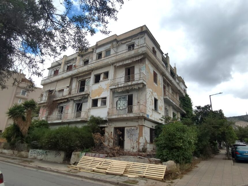 26 χρόνια είναι πάρα πολλά... - Τι μπορεί να γίνει για την πολυκατοικία "φάντασμα" στο Δάσος Χαϊδαρίου 1