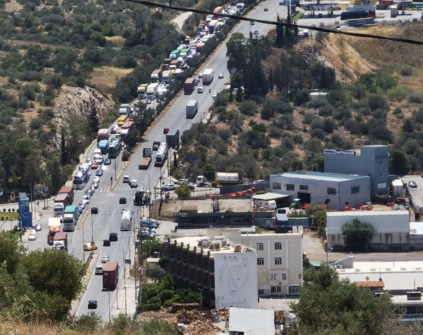 Τραγικό τροχαίο στο Χαϊδάρι, με έναν νεκρό και έναν τραυματία 15