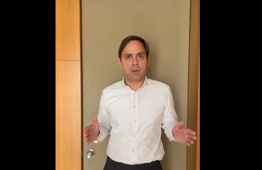 Ο Β. Ντηνιακός καταγγέλλει "θάψιμο" υπογειοποίησης της Λεωφόρου Αθηνών 1
