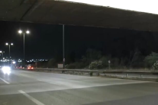 Τραγικό τροχαίο στο Χαϊδάρι - Νεκρή 32χρονη, σοβαρά τραυματισμένη 23χρονη 15