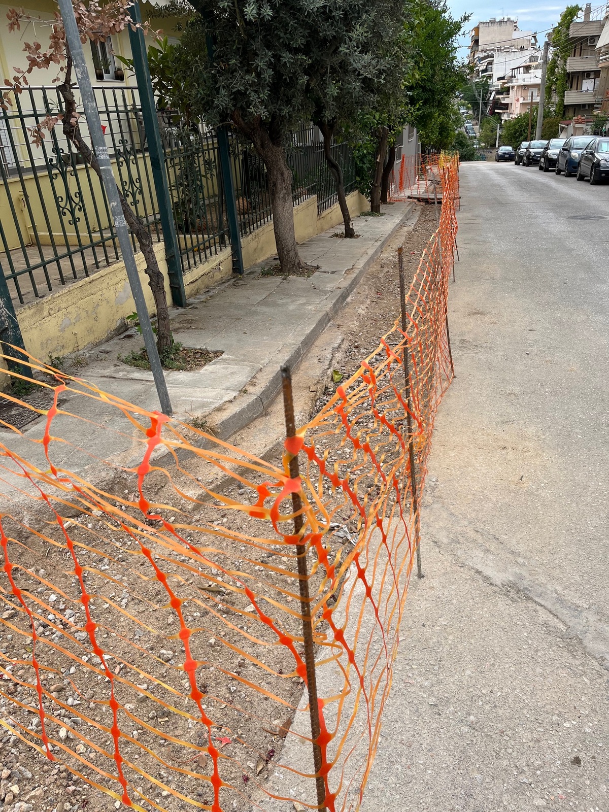 "Σκάψιμο δίχως τέλος" στο κεντρικό Χαϊδάρι 4 "Σκάψιμο δίχως τέλος" στο κεντρικό Χαϊδάρι 3