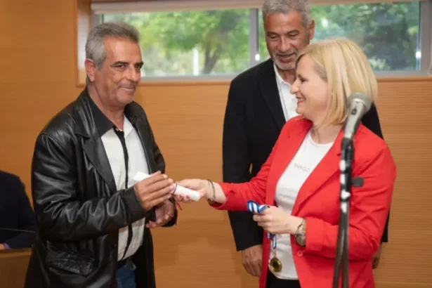 Φτωχότερος ο Δήμος Χαϊδαρίου - Δεν είναι πια κοντά μας ο Γιώργος Μπρουσκάκης 39