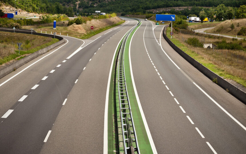 Νέος αυτοκινητόδρομος Πάτρα – Πύργος: Πότε παραδίδονται 65 χλμ. Τι θα γίνει στο τμήμα Πύργος - Τσακώνα 2 Νέος αυτοκινητόδρομος Πάτρα – Πύργος: Πότε παραδίδονται 65 χλμ. Τι θα γίνει στο τμήμα Πύργος - Τσακώνα 1