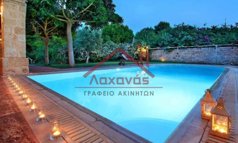 Επιπλωμένη βίλα στη Βούλα ενοικιάζεται για το καλοκαίρι 2 Επιπλωμένη βίλα στη Βούλα ενοικιάζεται για το καλοκαίρι 1