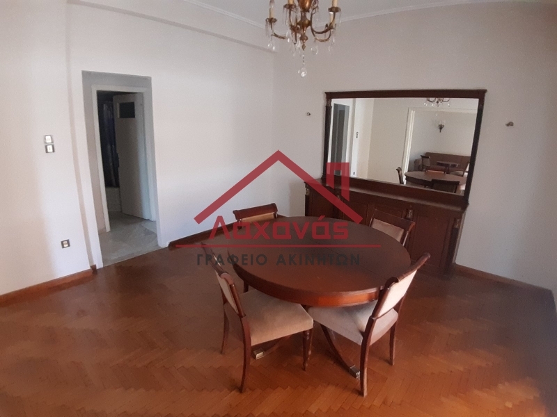 Πωλείται διαμέρισμα στο Παγκράτι διαμπερές και ηλιόλουστο 10 Πωλείται διαμέρισμα στο Παγκράτι διαμπερές και ηλιόλουστο 9