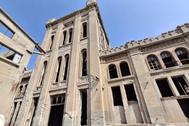 Ελευσίνα: Ο μνημειώδης Κρόνος σώθηκε, όμως είναι σε τραγική κατάσταση - Τι εξετάζεται 37