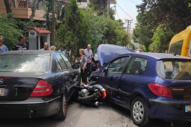 Σοβαρό τροχαίο στο Δάσος Χαϊδαρίου το πρωί της Πέμπτης 17