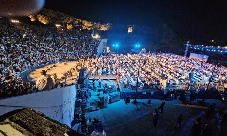 Αυτό μπορεί να το καταφέρει το ελληνικό δημόσιο σχολείο! 2 Αυτό μπορεί να το καταφέρει το ελληνικό δημόσιο σχολείο! 1
