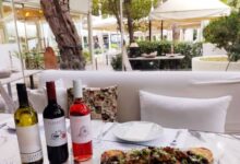 Δροσερός Κήπος όνειρο και Ποικιλία Σχάρας ή Κότσι δύο ατόμων ΜΕ μια φιάλη εκλεκτό κρασί! Που θα το απολαύσεις. Λεπτομέρειες-τιμή 29