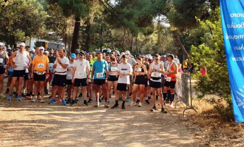 Ορεινός αγώνας δρόμου των Ενόπλων Δυνάμεων στον Διομήδειο Κήπο 2 Ορεινός αγώνας δρόμου των Ενόπλων Δυνάμεων στον Διομήδειο Κήπο 1