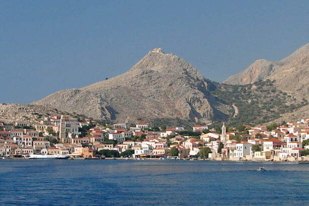 Ήλιος ή γεννήτριες πετρελαίου για τις Κυκλάδες; - Η αποκαλυπτική μελέτη για την ενεργειακή κάλυψη της Χάλκης 3