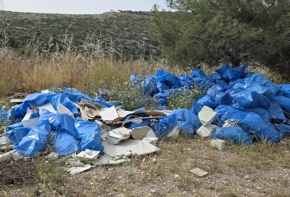 Το όρος Αιγάλεω είναι επικίνδυνη τοξική χωματερή 4 Το όρος Αιγάλεω είναι επικίνδυνη τοξική χωματερή 3