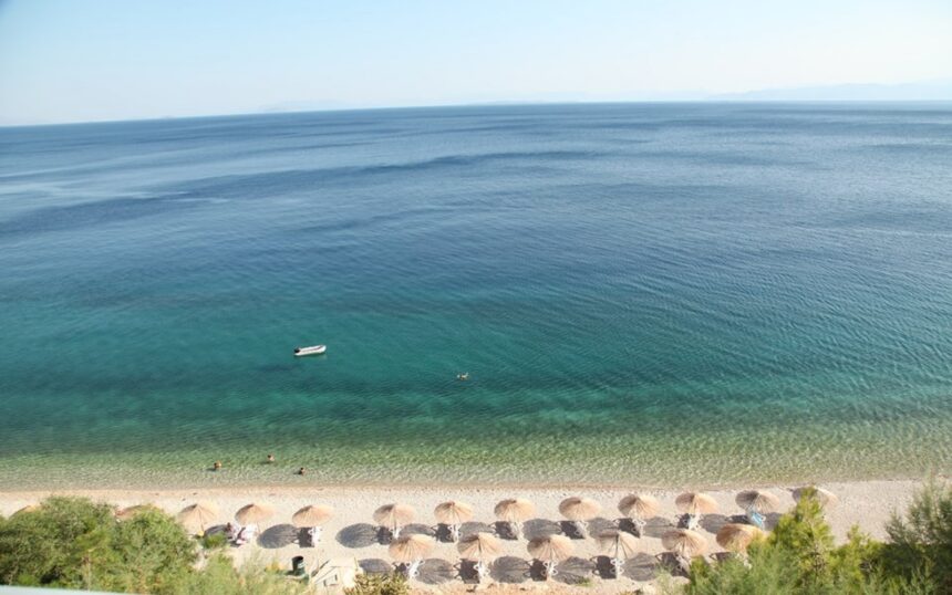 Ώρα για Κινέτα, Νέα Πέραμο, Αλεποχώρι! - Τα παλιά θέρετρα ξαναπήραν τα πάνω τους, με υπέροχα νερά 1