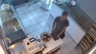 Έκλεψε δυο φορές μέσα σε λίγες μέρες το ίδιο ζαχαροπλαστείο στο Αιγάλεω 4