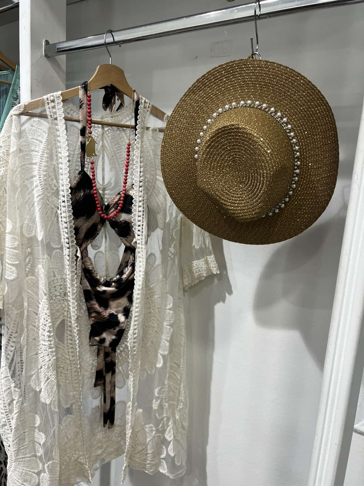 "Be Queen of Fashion": -50% σε όλα τα ρούχα, ακόμη και στις ολοκαίνουργιες καλοκαιρινές παραλαβές! 7 "Be Queen of Fashion": -50% σε όλα τα ρούχα, ακόμη και στις ολοκαίνουργιες καλοκαιρινές παραλαβές! 6