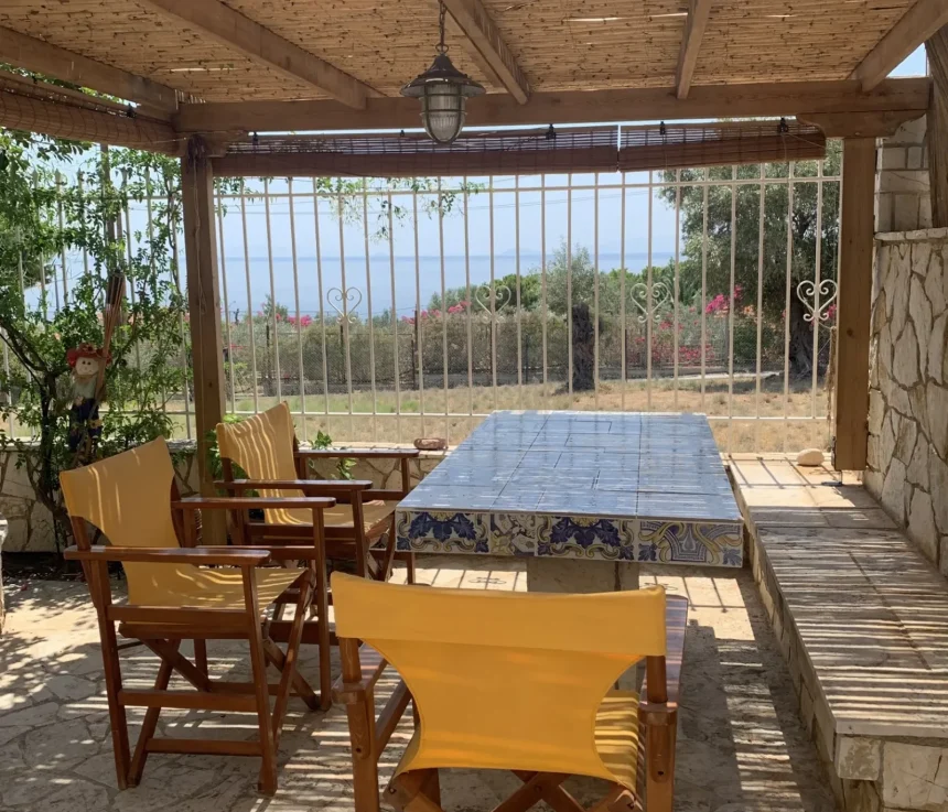 Πώληση κατοικίας στην Κινέτα - Χαρακτηριστικά και φωτογραφίες 1