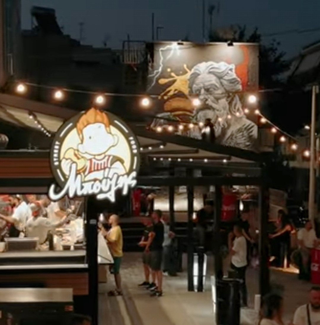 Στην Ιερά Οδό άνοιξε το πιο cool street food της Αθήνας 3 street food