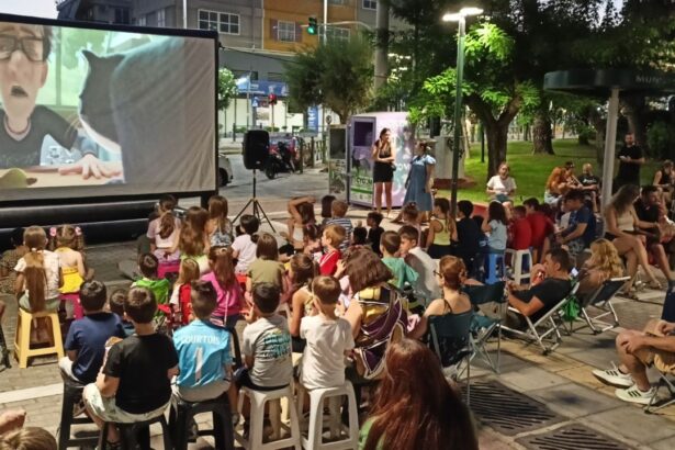 Δωρεάν θερινό σινεμά για τα παιδιά στις πλατείες του Περιστερίου 27