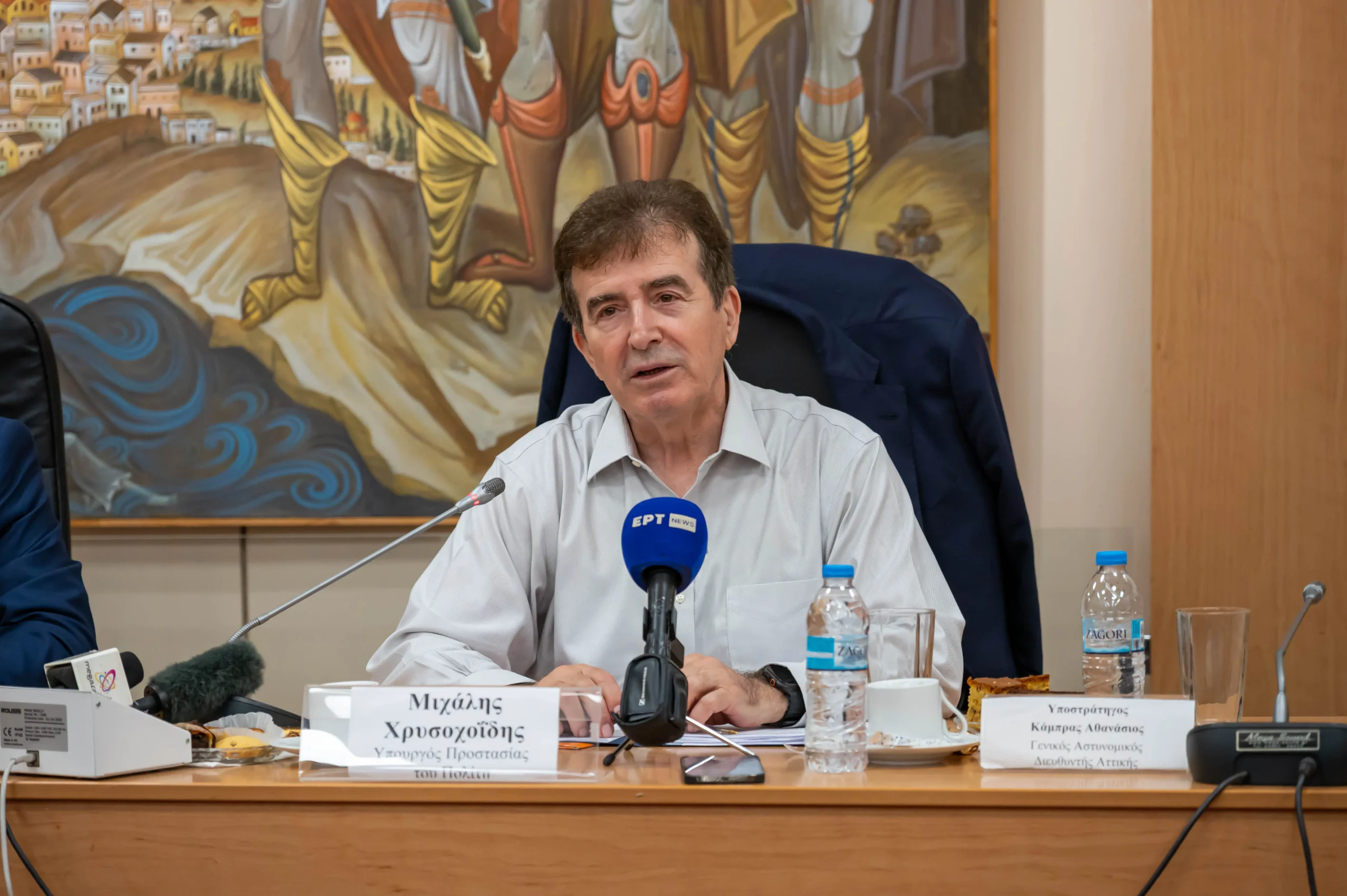 Μ. Χρυσοχοΐδης: Mείωση 35% της εγκληματικότητας στη Δυτική Αττική - Ποια είναι η δράση της ΕΛΑΣ στην περιοχή 6 Μ. Χρυσοχοΐδης: Mείωση 35% της εγκληματικότητας στη Δυτική Αττική - Ποια είναι η δράση της ΕΛΑΣ στην περιοχή 5