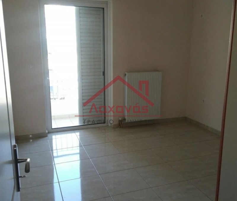 Κολωνός, πωλείται διαμέρισμα στον 3ο όροφο, 220 μ. από Μετρό 10 Κολωνός, πωλείται διαμέρισμα στον 3ο όροφο, 220 μ. από Μετρό 9