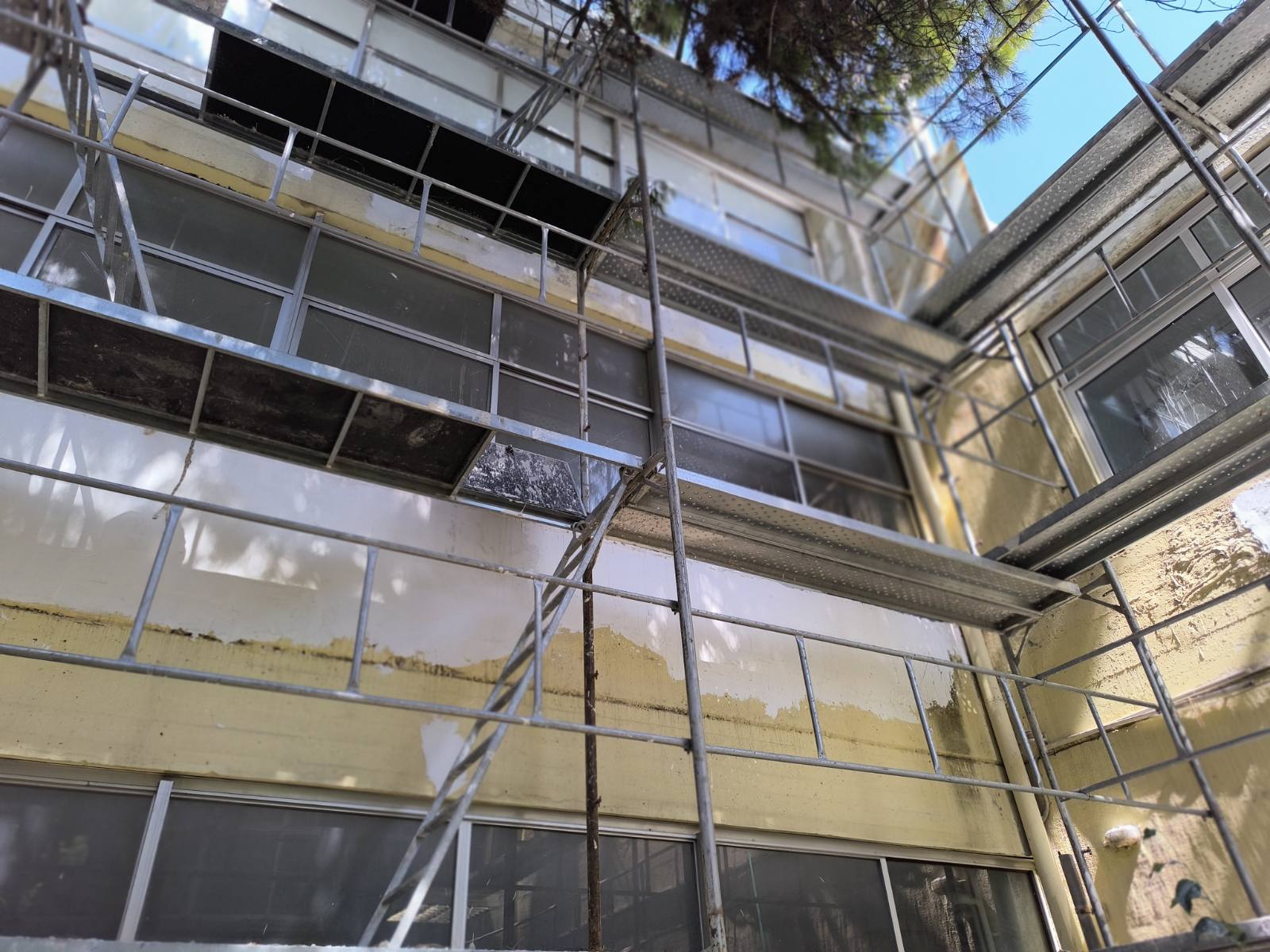 Σε εξέλιξη εργασίες στο 3ο Δημοτικό Σχολείο  3