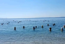 ΠΑΚΟΕ, κατάλληλες - ακατάλληλες παραλίες για μπάνιο: Μ. Πεύκο, Κινέτα, Άγιοι Θεόδωροι, Ίσθμια, Λουτράκι, Ψάθα 283