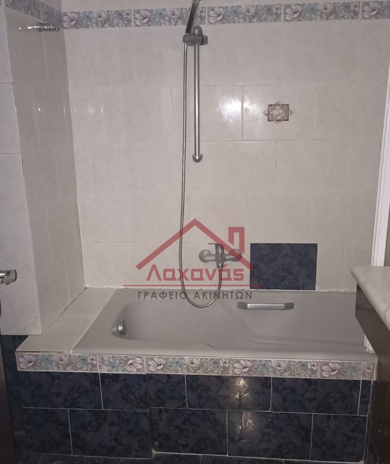 Ενοικιάζεται διαμέρισμα 72 τμ., 1ου ορόφου 10 Ενοικιάζεται διαμέρισμα 72 τμ., 1ου ορόφου 9