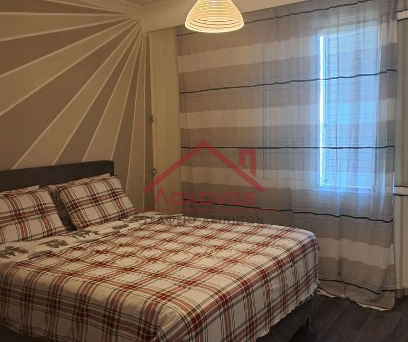 Παλαιό Φάληρο: Πωλείται διαμέρισμα ανακαινισμένο, επιπλωμένο, κοντά στην παραλία 10 Παλαιό Φάληρο: Πωλείται διαμέρισμα ανακαινισμένο, επιπλωμένο, κοντά στην παραλία 9