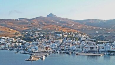 Προσκύνημα, περιήγηση, μπάνιο στην Τήνο! - Μονοήμερη εκδρομή, υπέροχη και οικονομική 5