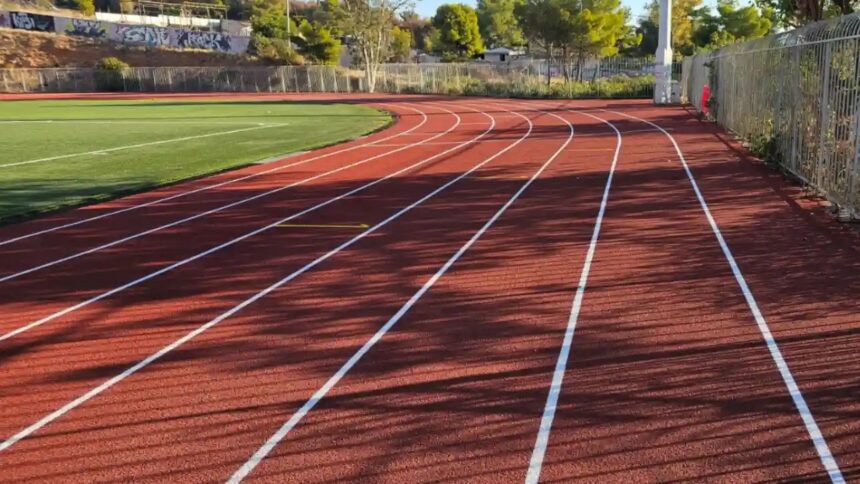 Πώς θα λειτουργήσουν τον Αύγουστο το 1ο Αθλητικό Κέντρο και το Κολυμβητήριο 2 Πώς θα λειτουργήσουν τον Αύγουστο το 1ο Αθλητικό Κέντρο και το Κολυμβητήριο 1