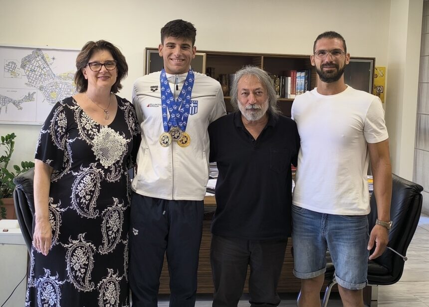 Στο Δημαρχείο ο Παγκόσμιος Πρωταθλητής Αλέξανδρος Νικολόπουλος 1