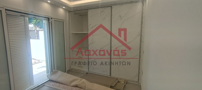 Πωλείται διαμέρισμα στο Μπουρνάζι, με ανακαίνιση του 2025 10 Πωλείται διαμέρισμα στο Μπουρνάζι, με ανακαίνιση του 2025 9