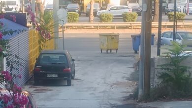 "Προσπαθούμε να φτάσουμε σπίτι μας χωρίς να μας πάρει αμπάριζα καμιά νταλίκα στη Λεωφόρο Αθηνών" 7