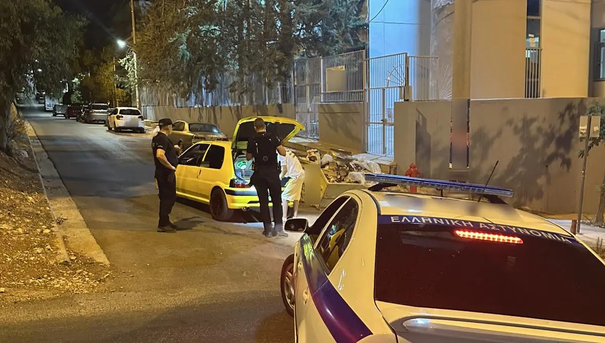 Τρελό; Ντελιβεράδες στο δρόμο χωρίς δίπλωμα 4 Τρελό; Ντελιβεράδες στο δρόμο χωρίς δίπλωμα 3