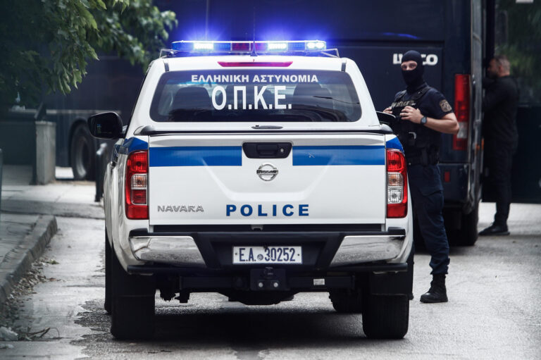 Ασπρόπυργος: Σε εξέλιξη αστυνομική επιχείρηση μετά τον καταιγισμό πυροβολισμών 1