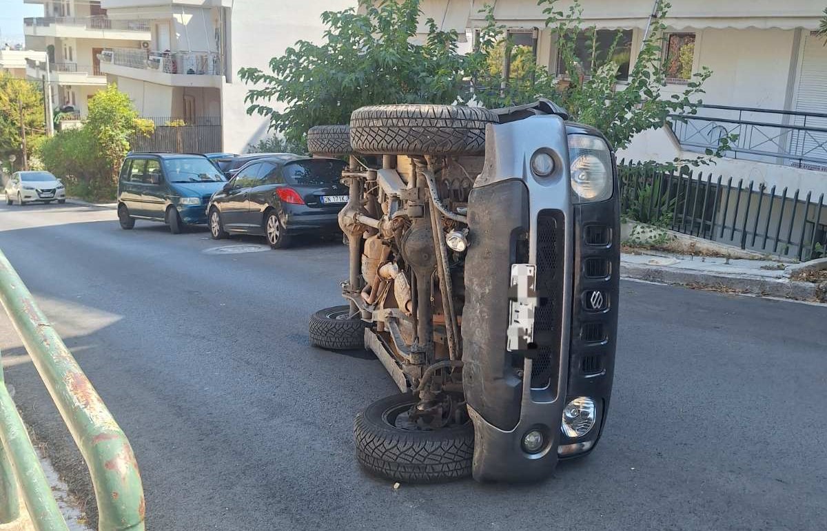 Ανατροπή οχήματος στο Δάσος, κινητοποίηση ΕΚΑΒ και Πυροσβεστικής 7