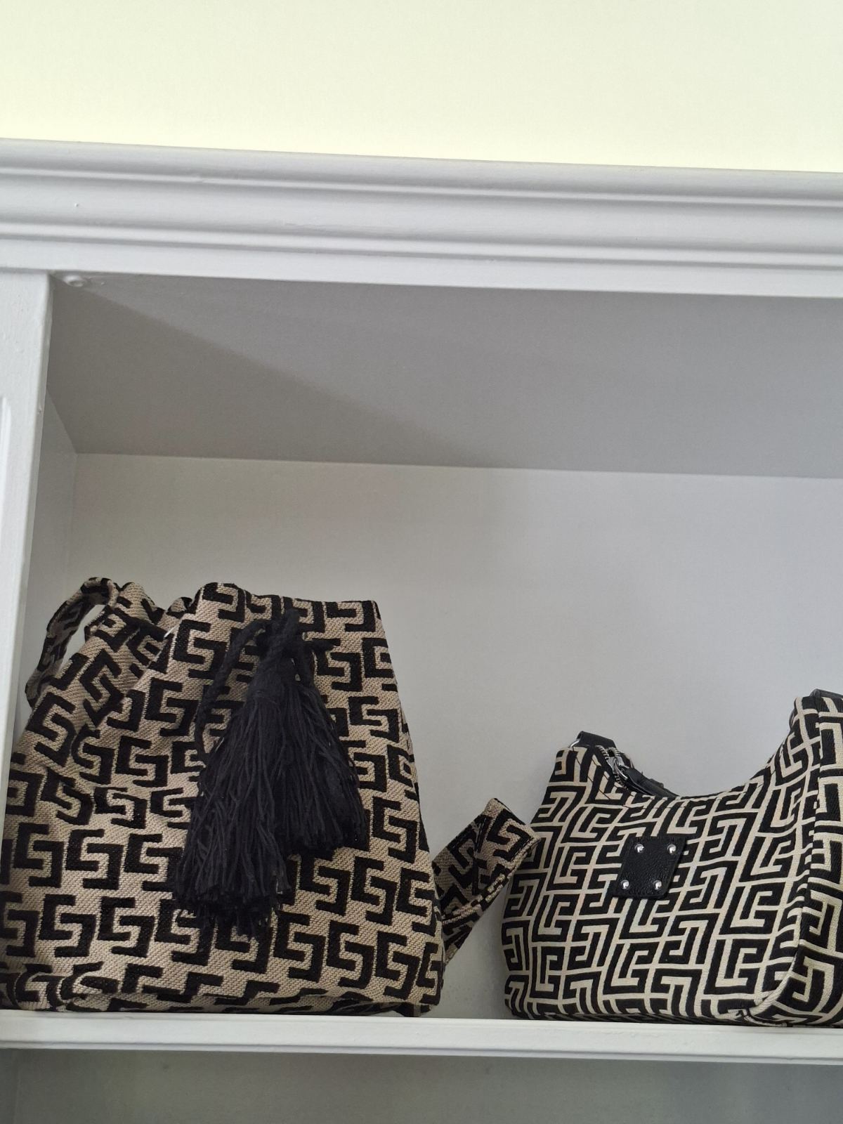 Be Queen: Νέες παραλαβές σε φθινοπωρινά, ΟΛΑ 10-20 ευρώ!!! Ποιοτικό ρούχο στη Δυτική Αθήνα 10 Be Queen: Νέες παραλαβές σε φθινοπωρινά, ΟΛΑ 10-20 ευρώ!!! Ποιοτικό ρούχο στη Δυτική Αθήνα 9