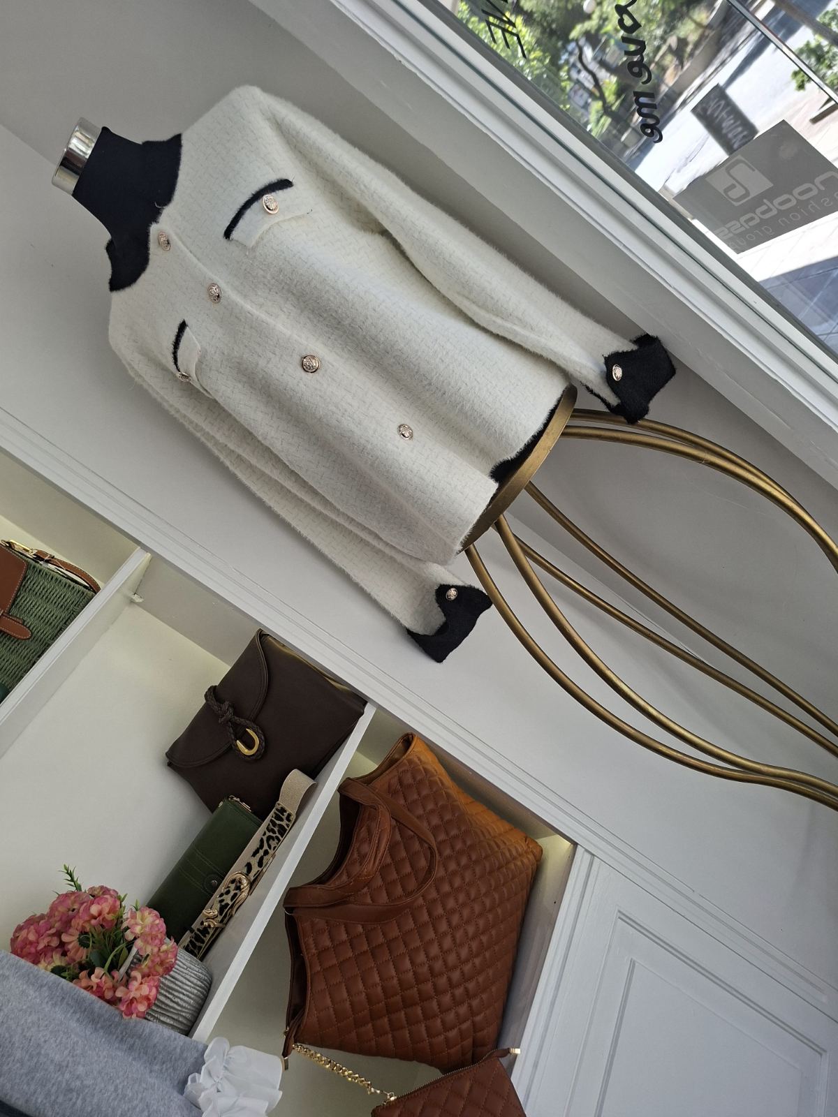 Be Queen: Νέες παραλαβές σε φθινοπωρινά, ΟΛΑ 10-20 ευρώ!!! Ποιοτικό ρούχο στη Δυτική Αθήνα 20 Be Queen: Νέες παραλαβές σε φθινοπωρινά, ΟΛΑ 10-20 ευρώ!!! Ποιοτικό ρούχο στη Δυτική Αθήνα 19